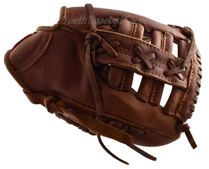 Thumb View of the Shoeless Joe Adult 10-Inch Training Baseball Glove